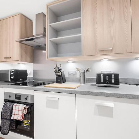 Ebra Stays - Choice Of 2 Or 3 Individual Beds - Luxury New Build Apartment ✪ City Centre, Digbeth ✓ Smart Tv'S & Large Corner Sofa - Birmingham Buitenkant foto