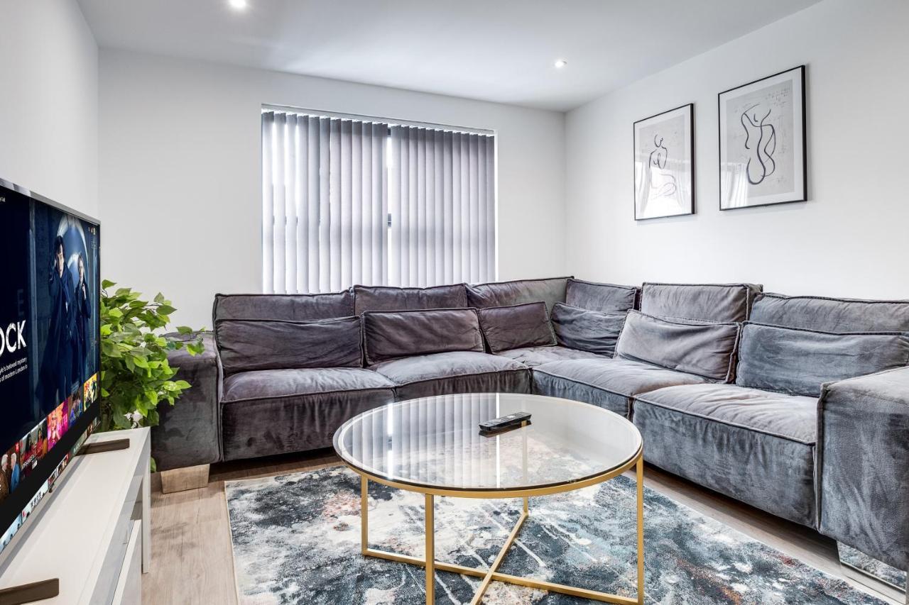 Ebra Stays - Choice Of 2 Or 3 Individual Beds - Luxury New Build Apartment ✪ City Centre, Digbeth ✓ Smart Tv'S & Large Corner Sofa - Birmingham Buitenkant foto