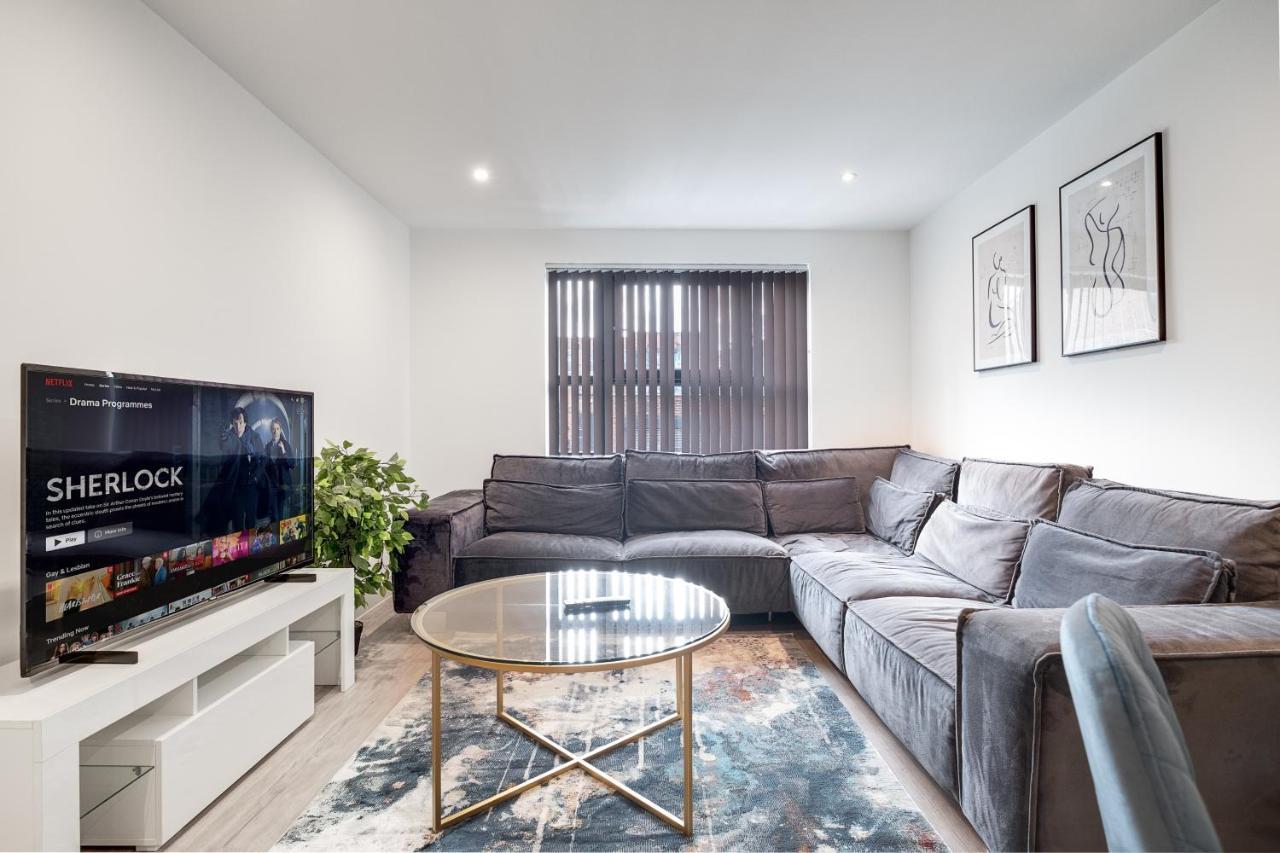 Ebra Stays - Choice Of 2 Or 3 Individual Beds - Luxury New Build Apartment ✪ City Centre, Digbeth ✓ Smart Tv'S & Large Corner Sofa - Birmingham Buitenkant foto