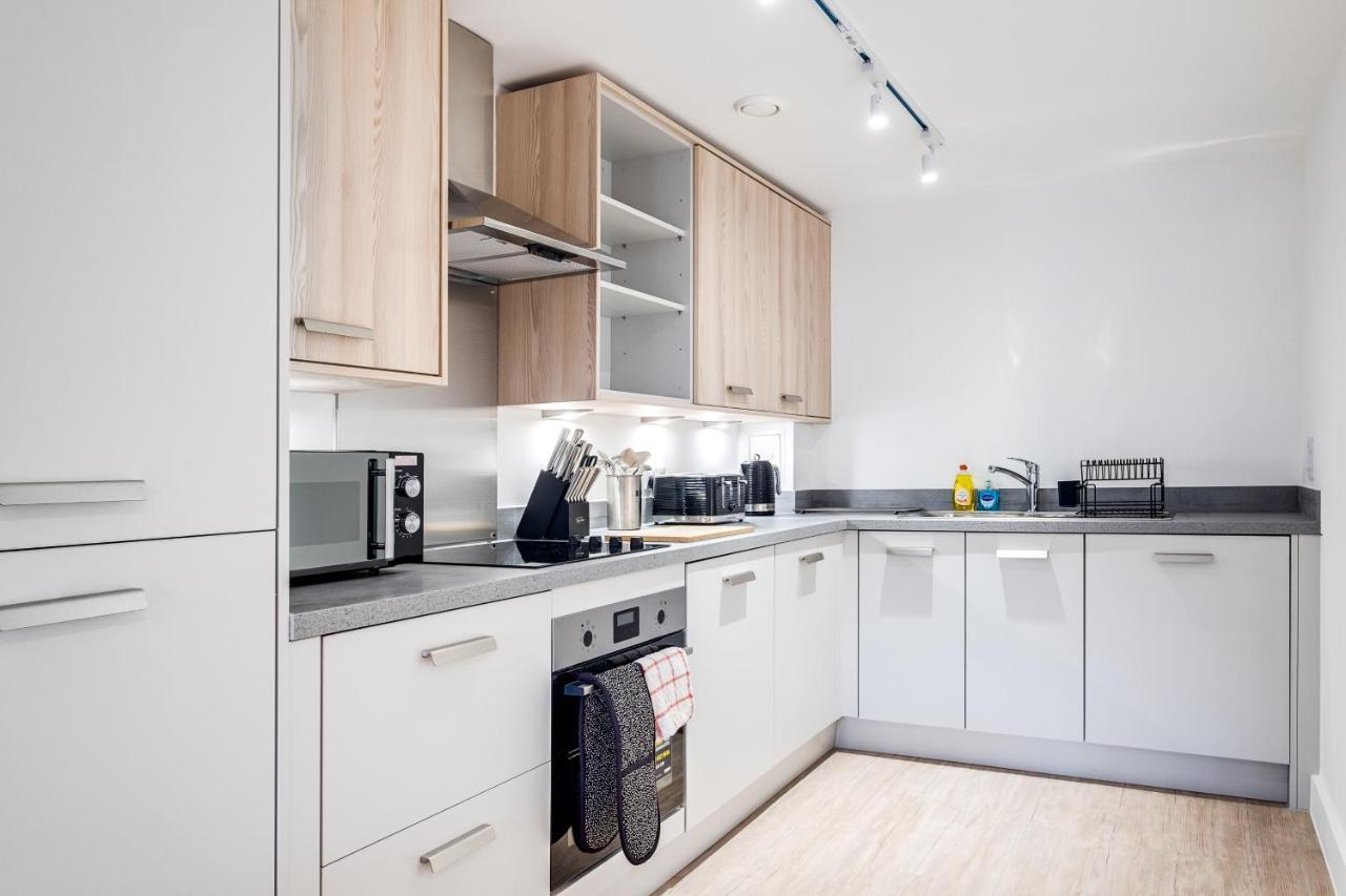 Ebra Stays - Choice Of 2 Or 3 Individual Beds - Luxury New Build Apartment ✪ City Centre, Digbeth ✓ Smart Tv'S & Large Corner Sofa - Birmingham Buitenkant foto