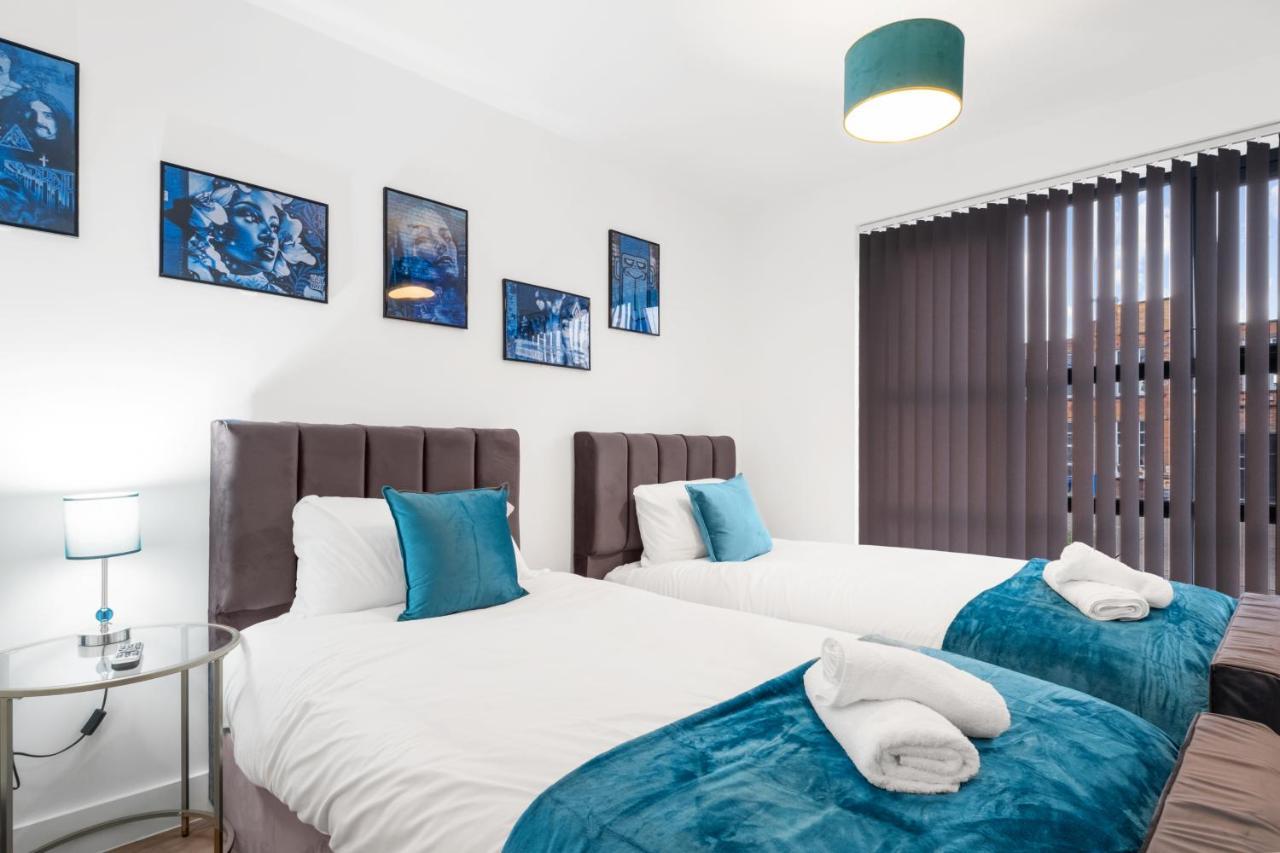 Ebra Stays - Choice Of 2 Or 3 Individual Beds - Luxury New Build Apartment ✪ City Centre, Digbeth ✓ Smart Tv'S & Large Corner Sofa - Birmingham Buitenkant foto