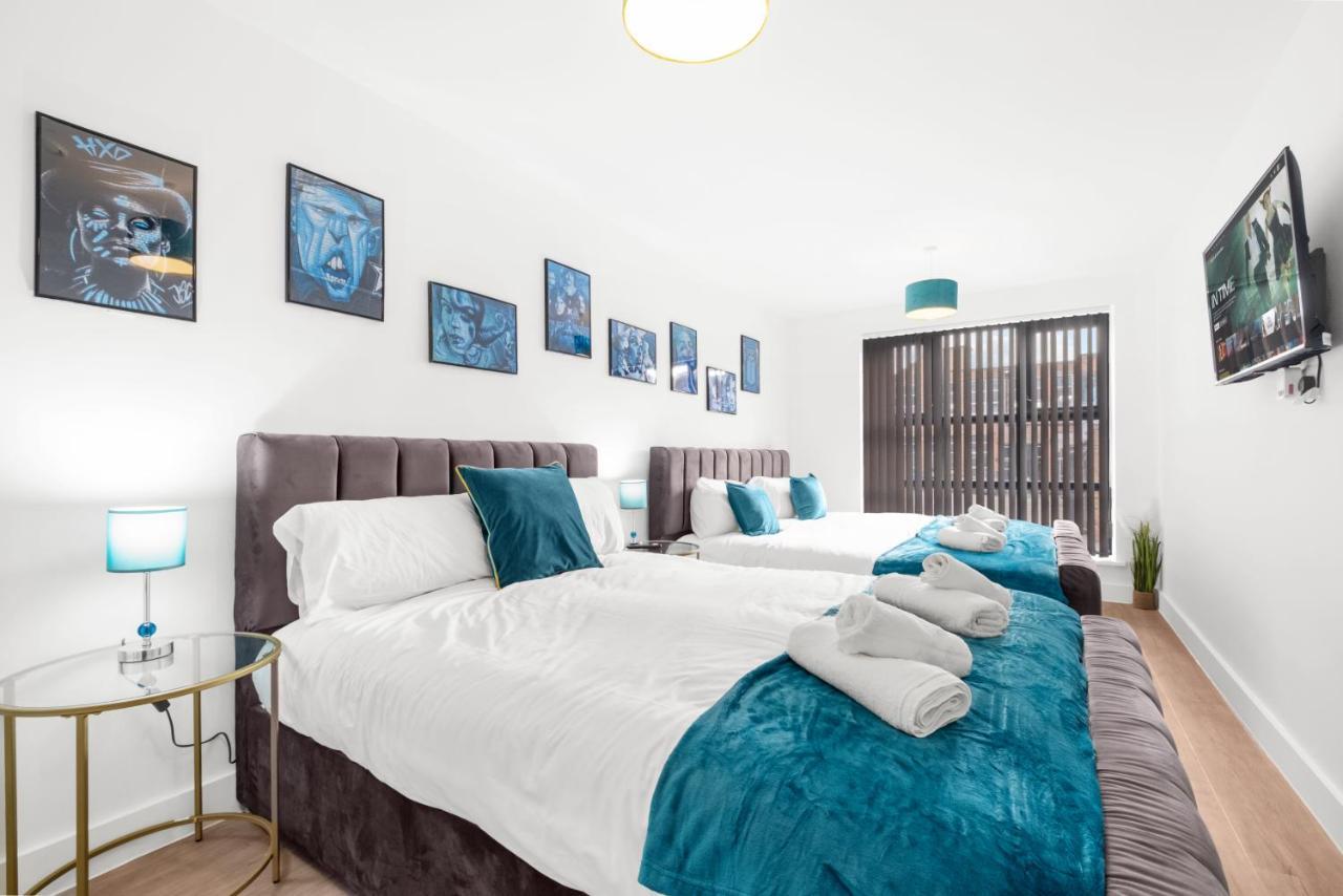 Ebra Stays - Choice Of 2 Or 3 Individual Beds - Luxury New Build Apartment ✪ City Centre, Digbeth ✓ Smart Tv'S & Large Corner Sofa - Birmingham Buitenkant foto